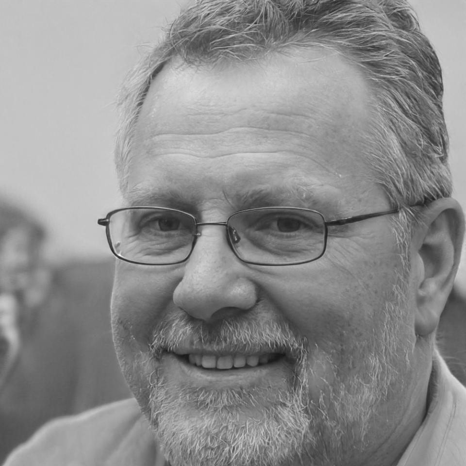 Henrik Lindström – Budget-Mentor mit praktischer Erfahrung